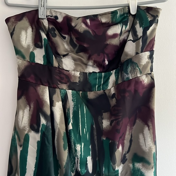 Vibrant Floral Strapless RW&co. Dress | size 10 - Picture 2 of 4
